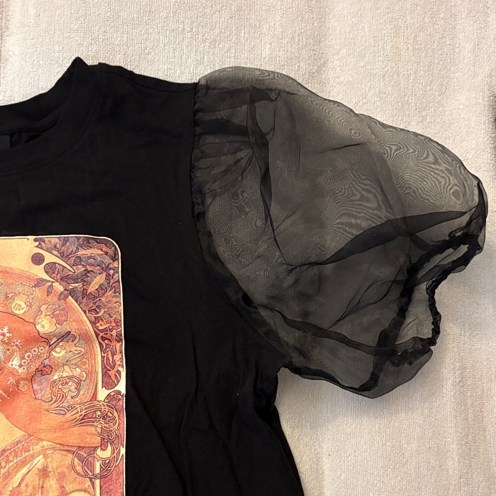 Forever 21 Black Tee with Sheer Sleeves and Art Print - Picture 3 of 6